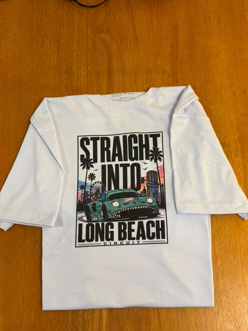 Camiseta Straight Into Long Beach